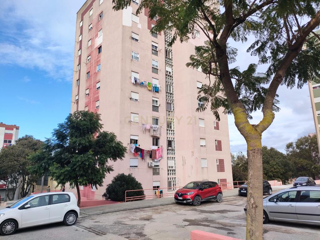 Apartamento T2 | São Sebastião, Setúbal - Image 35