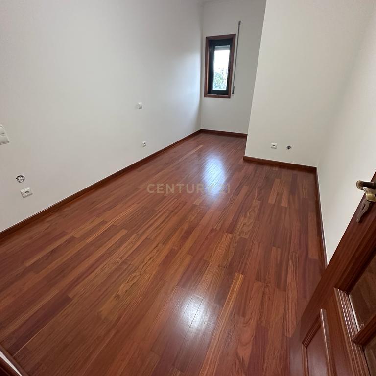 Apartamento T3 São João da Madeira - Image 7