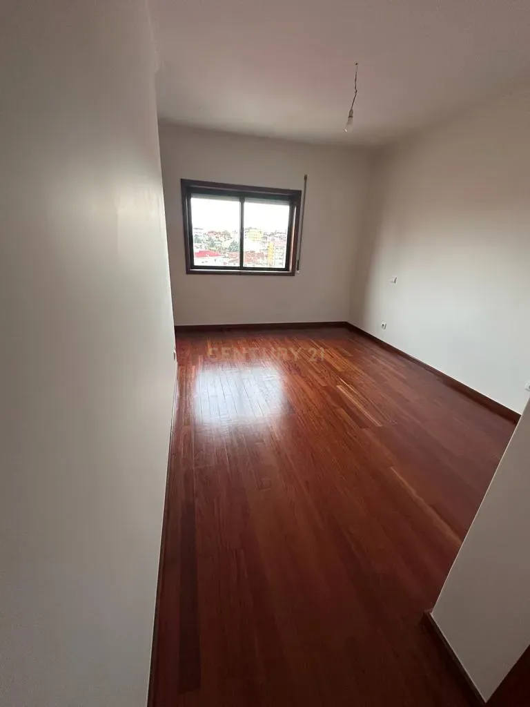 Apartamento T3 São João da Madeira - Image 4
