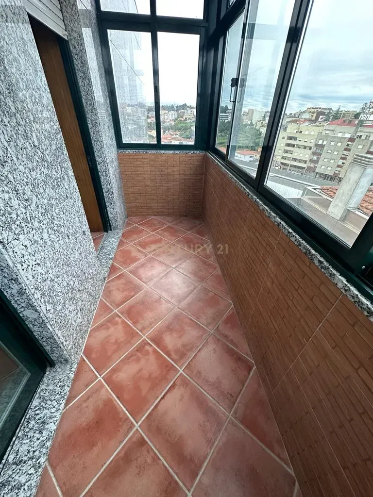 Apartamento T3 São João da Madeira - Image 8