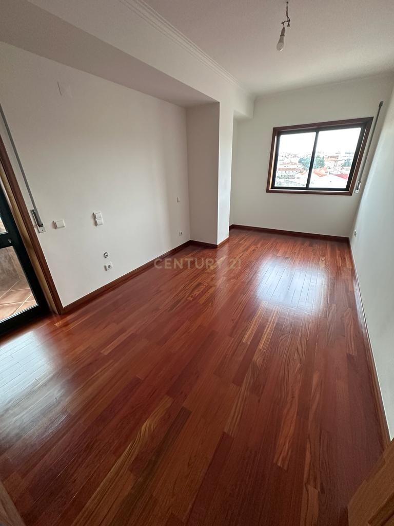 Apartamento T3 São João da Madeira - Image 6