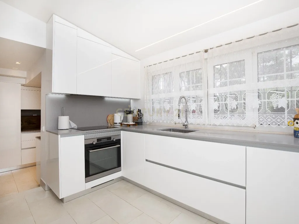 Moradia T5 na Quinta da Marinha, Cascais - Image 36