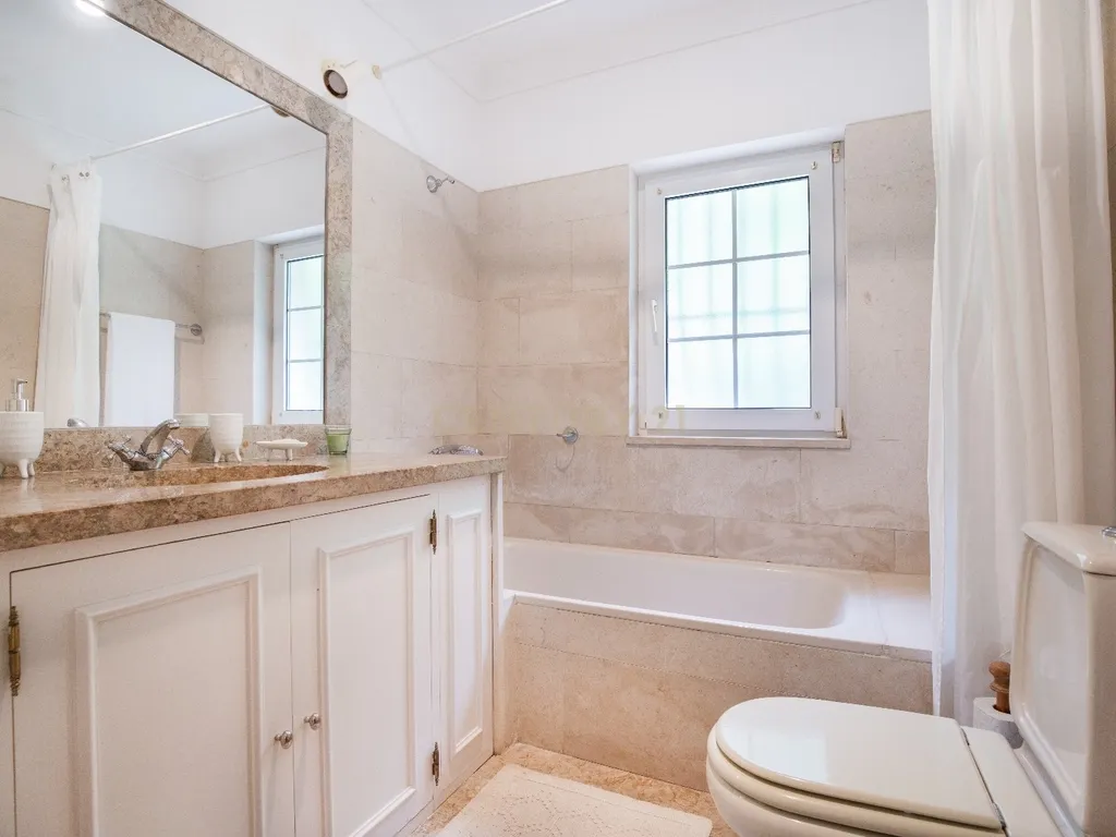 Moradia T5 na Quinta da Marinha, Cascais - Image 20