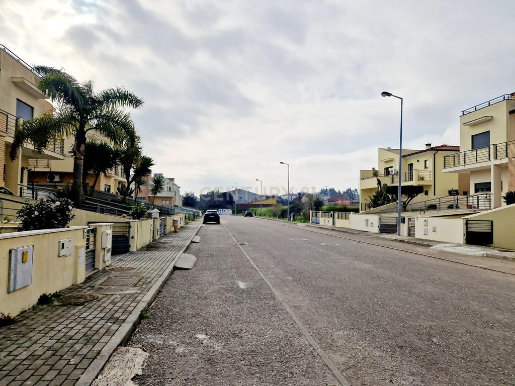 Lote para moradia em Banda|| Pombal - Image 1