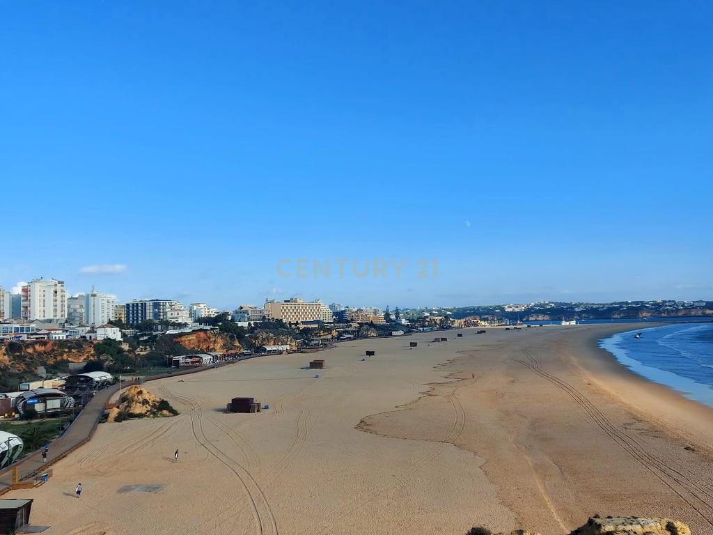 T2  com Vista Mar na Praia da Rocha, Portimão, com garagem - Image 26