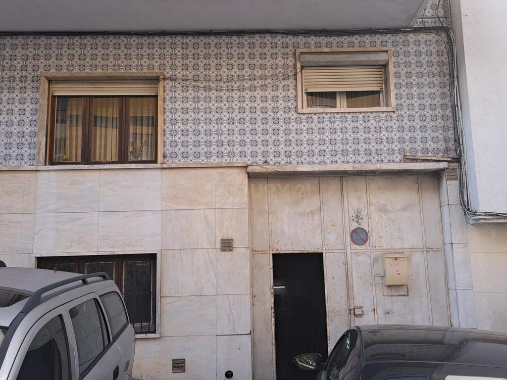 Armazem para venda com 400m2 ,em Queluz - Image 10
