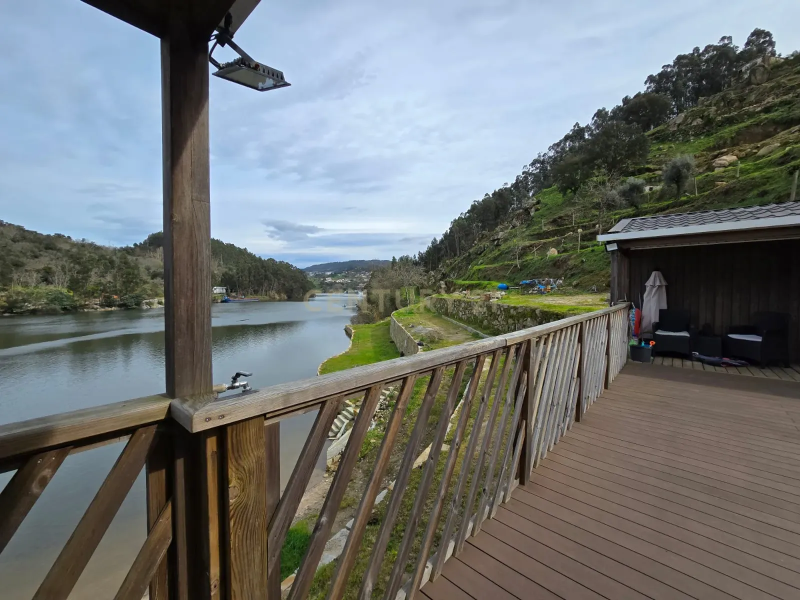 QUINTA COM MARGEM RIO DOURO - Image 22