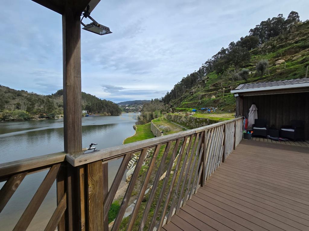 QUINTA COM MARGEM RIO DOURO - Image 22