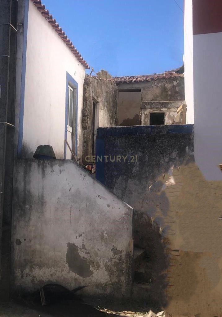 Moradia para reconstrução Merceana - Image 4