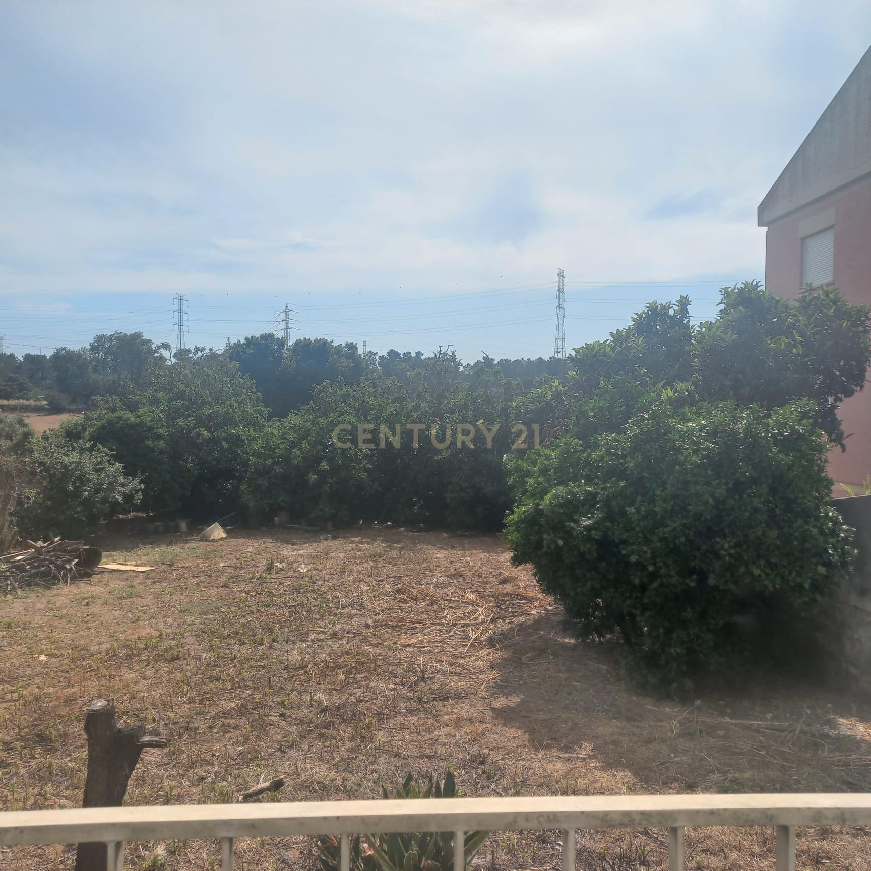 Land for sale in Seixal, Portugal — €135,000