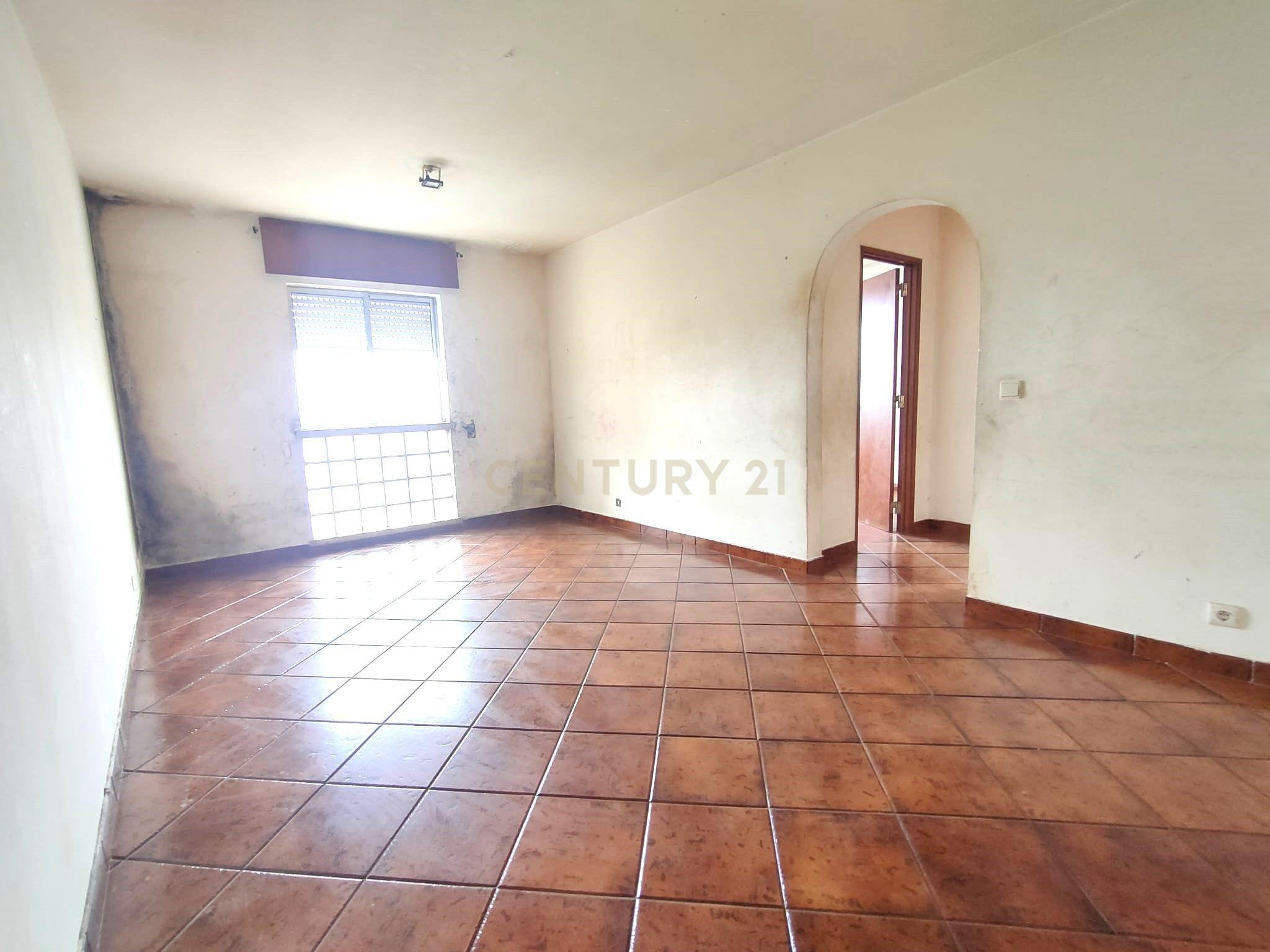 Apartamento T2 | São Sebastião, Setúbal - Image 4