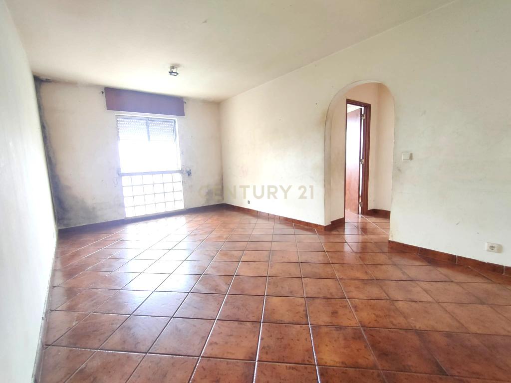 Apartamento T2 | São Sebastião, Setúbal - Image 4
