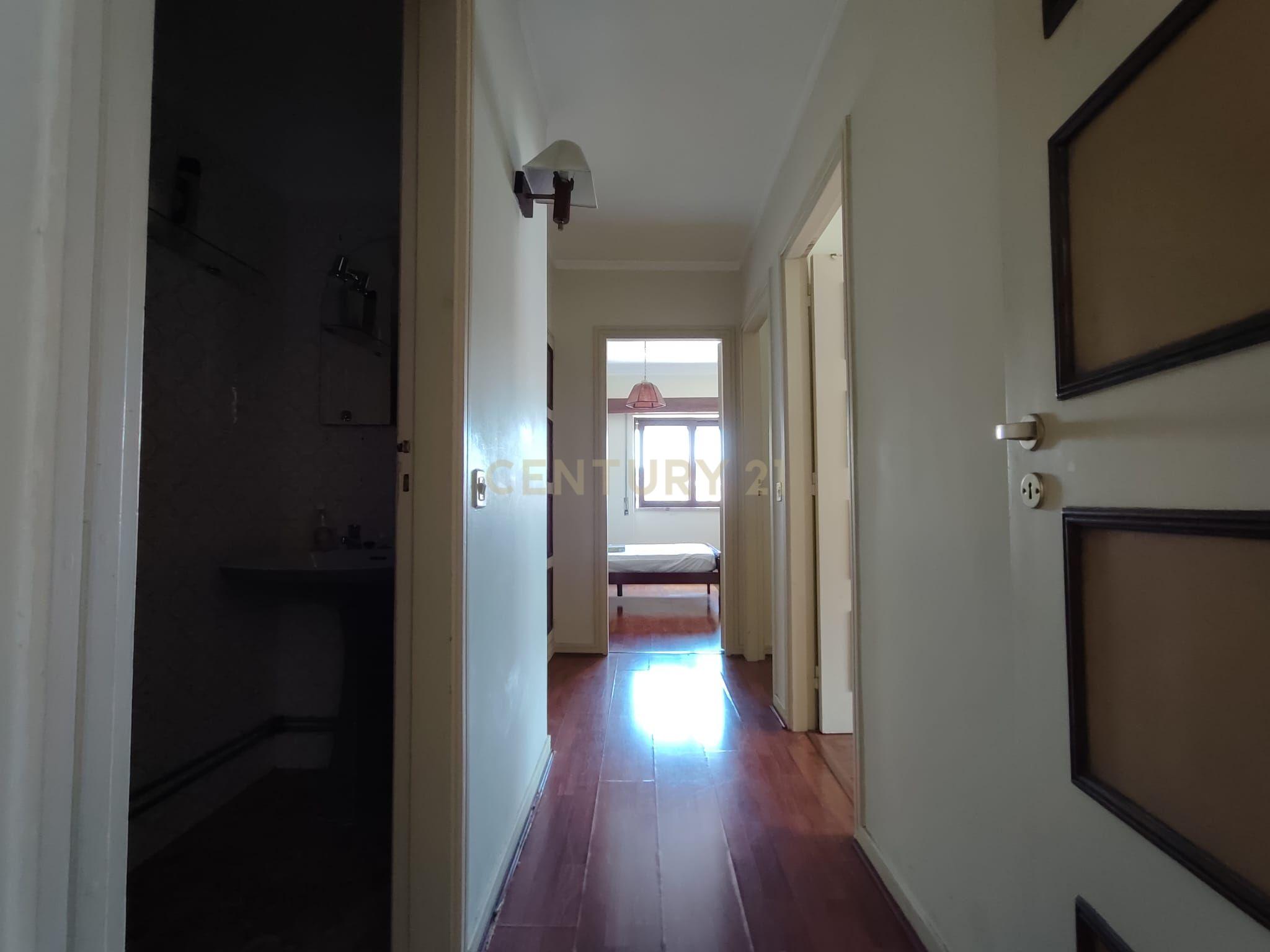 Fotografia 5 de Arrendamento | Apartamento T3 mobilado e equipado, junto à Rua do Brasil em Coimbra
