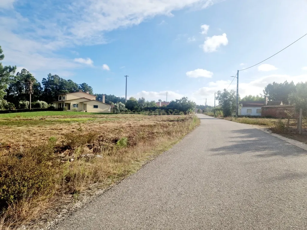 Lote para construção de moradia. - Image 21