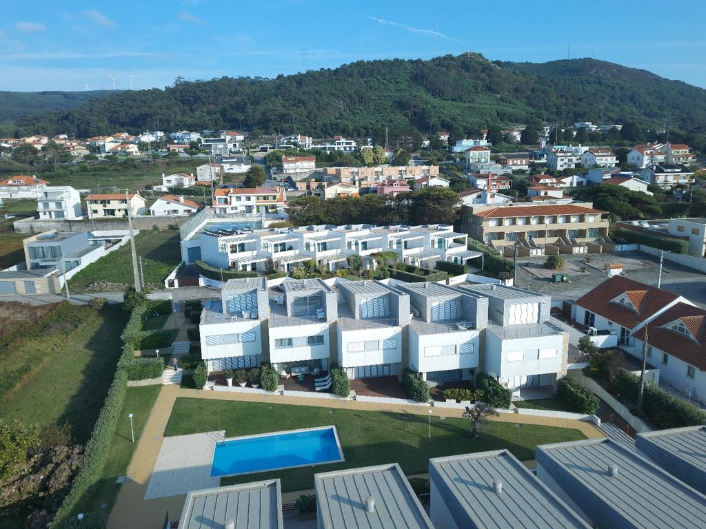Moradia T4 com vista mar na praia de Moledo - Image 43