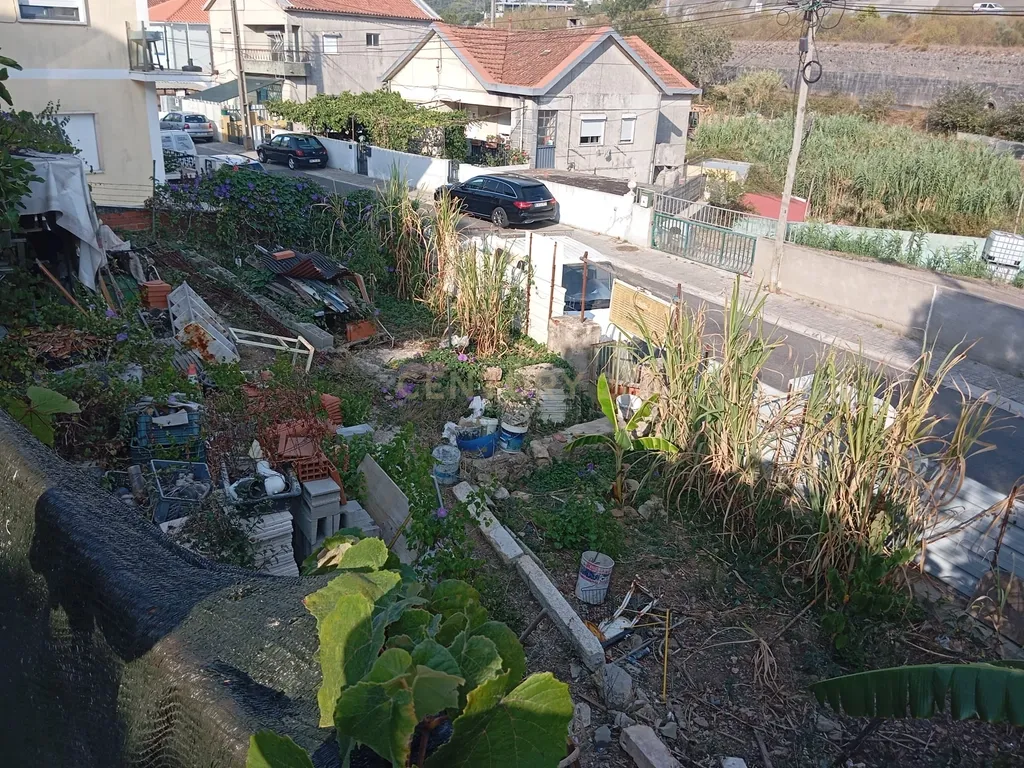 Lote3 terreno com projeto aprovado. - Image 1