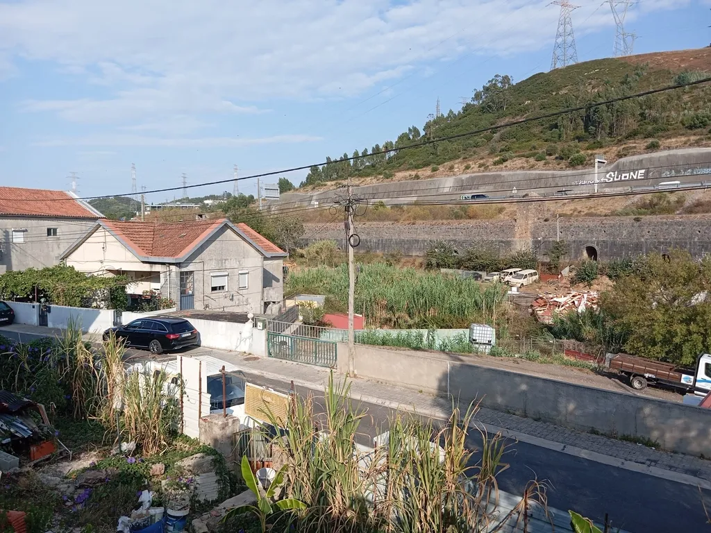 Lote 1 de terreno para construção com projeto aprovado - Image 12