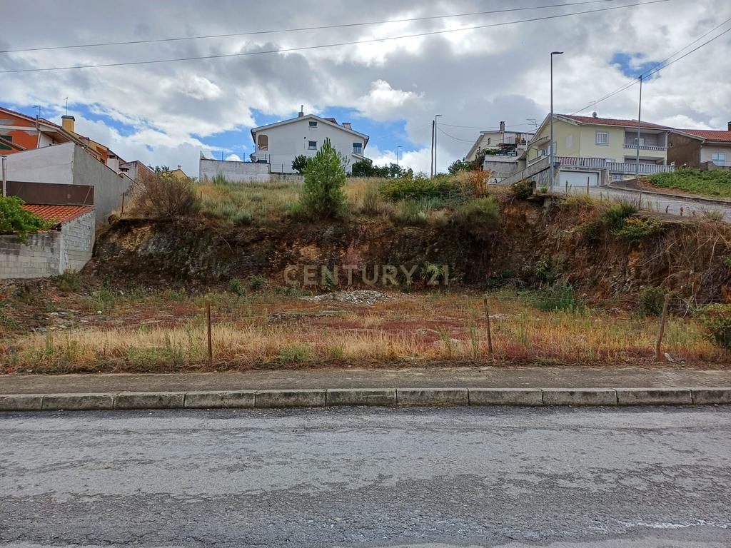 Terreno para construção - Image 1