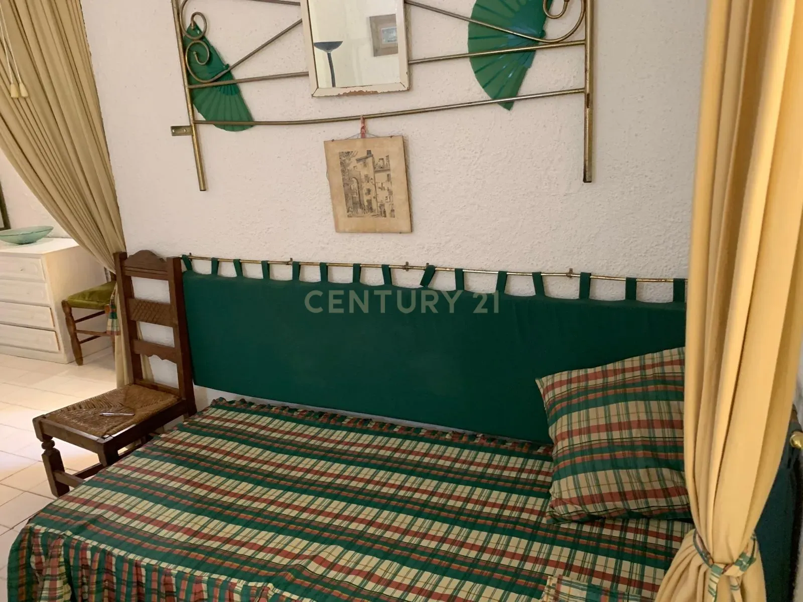 Apartamento R/Chão T1, 58,5m2 de área bruta privativa, em Quarteira, mobilado, localizado em Cavacos na zona urbana e muito próximo da Praia. - Image 15