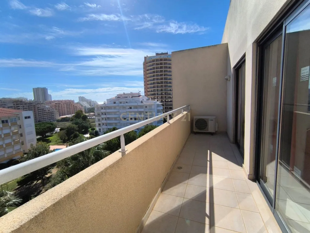 Excelente apartamento T2 para arrendamento anual - Image 16