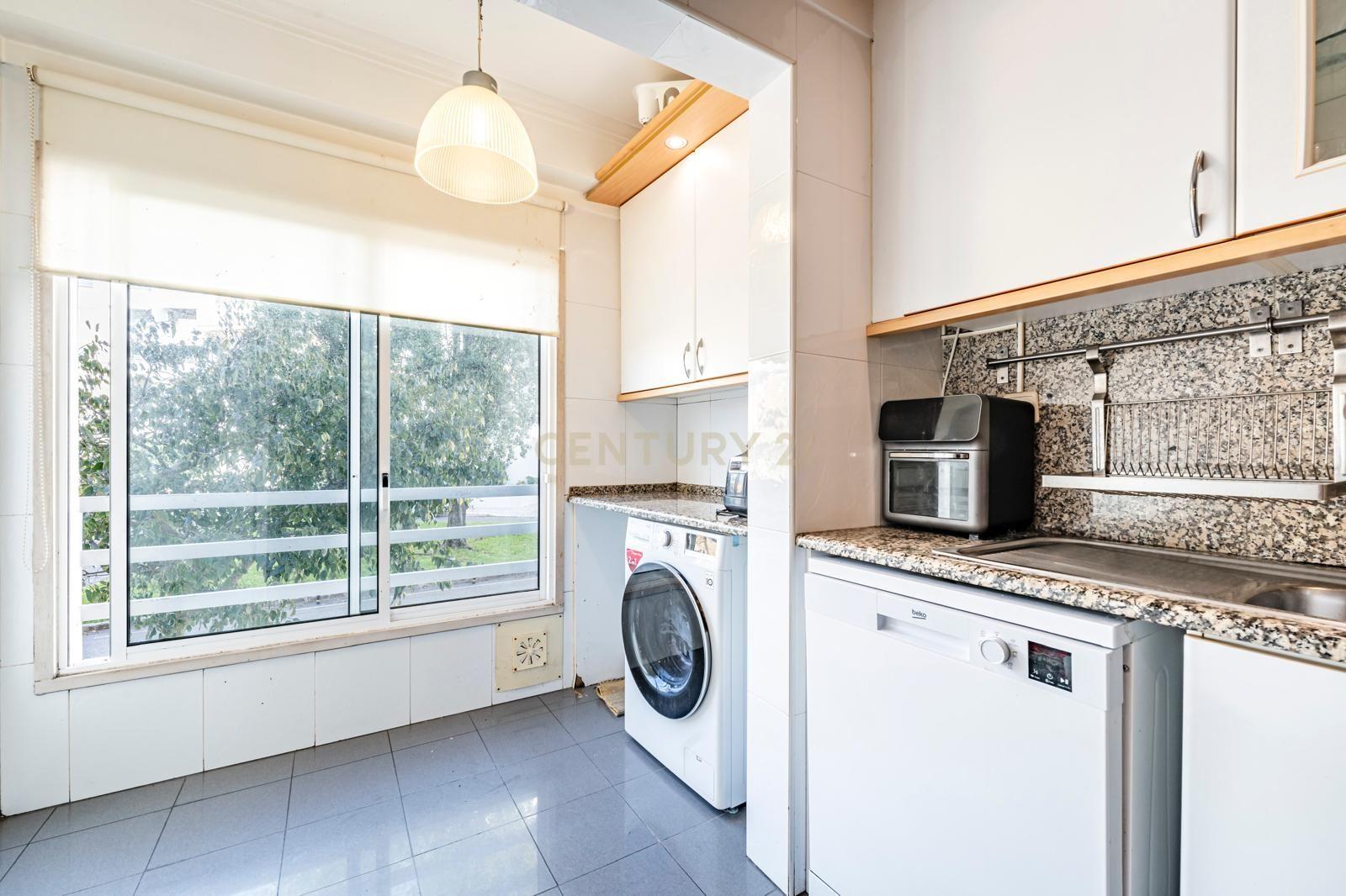T3 Jardins da Parede – Excelente Investimento! - Image 12