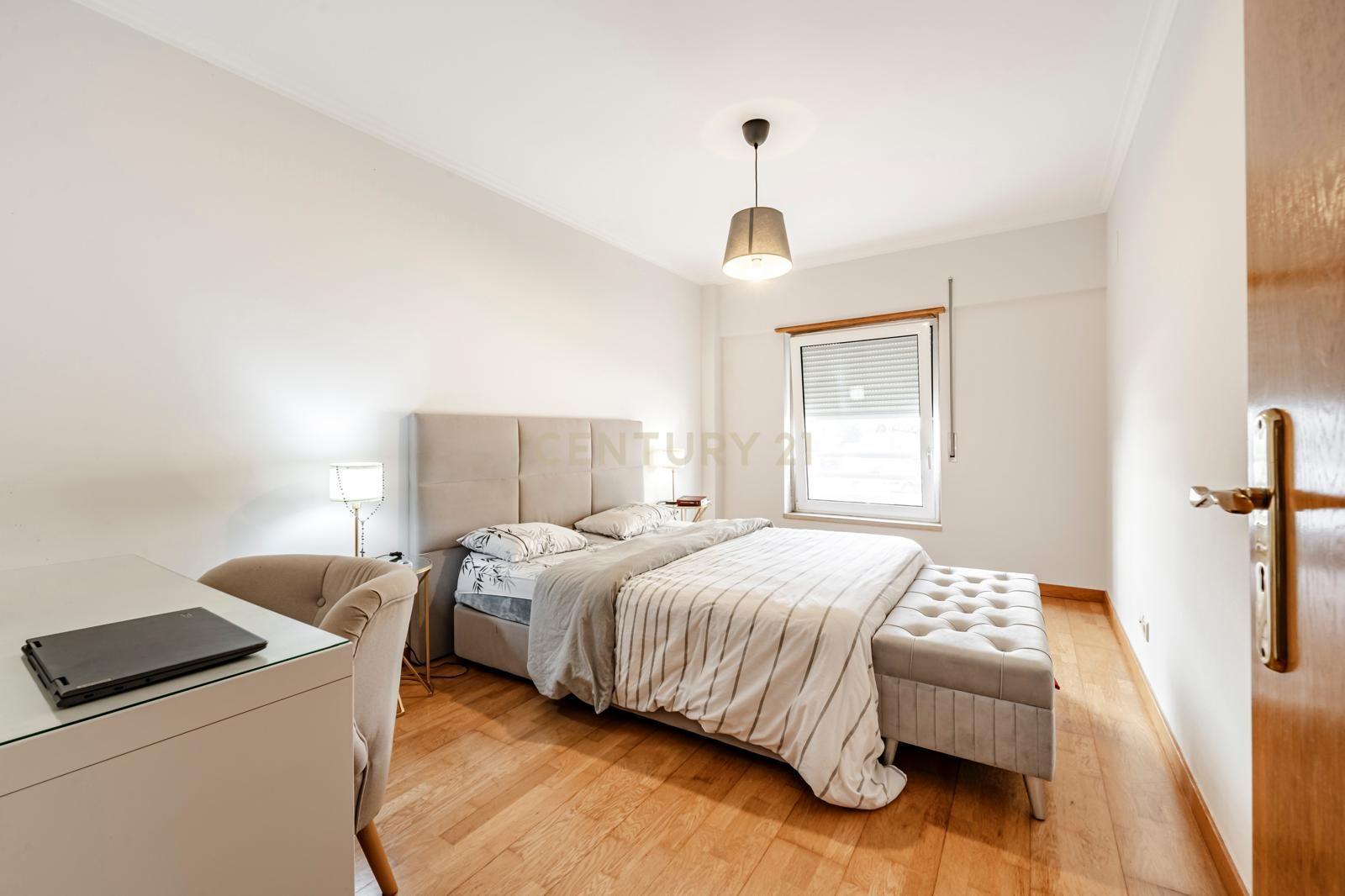 T3 Jardins da Parede – Excelente Investimento! - Image 28