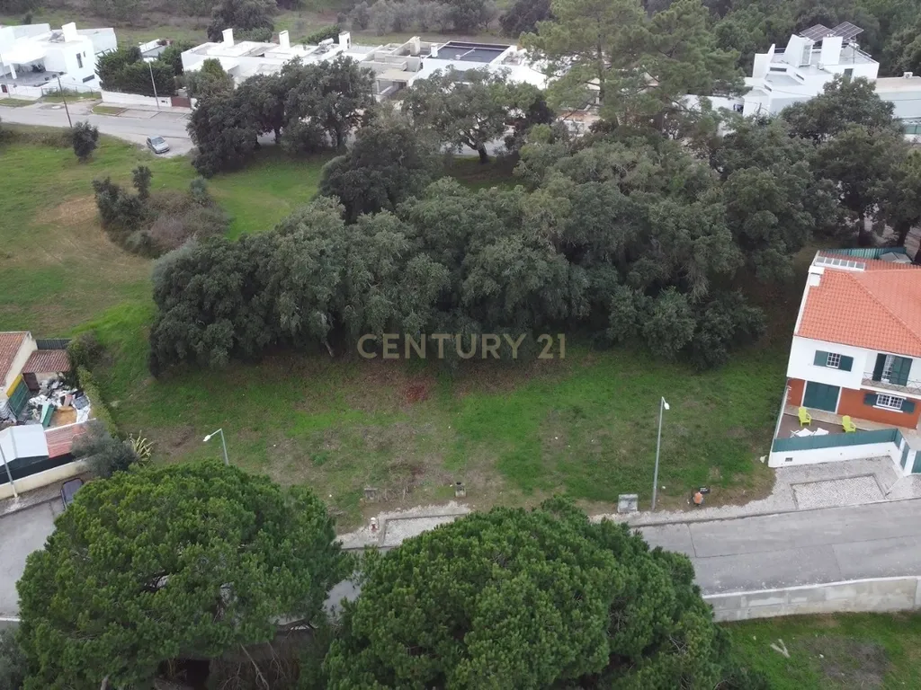 Lote de Terreno Urbano com 238m² para construção de moradia - Image 13