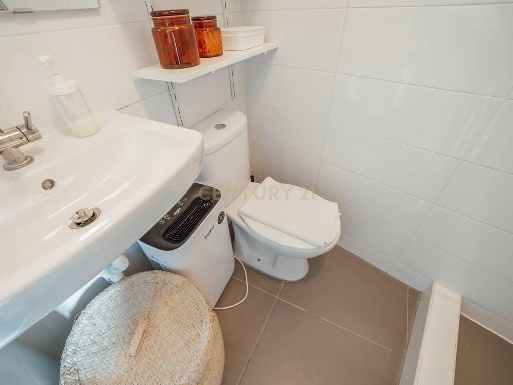 Moradia Remodelada c/ licença AL - Bonfim, Porto - Image 3