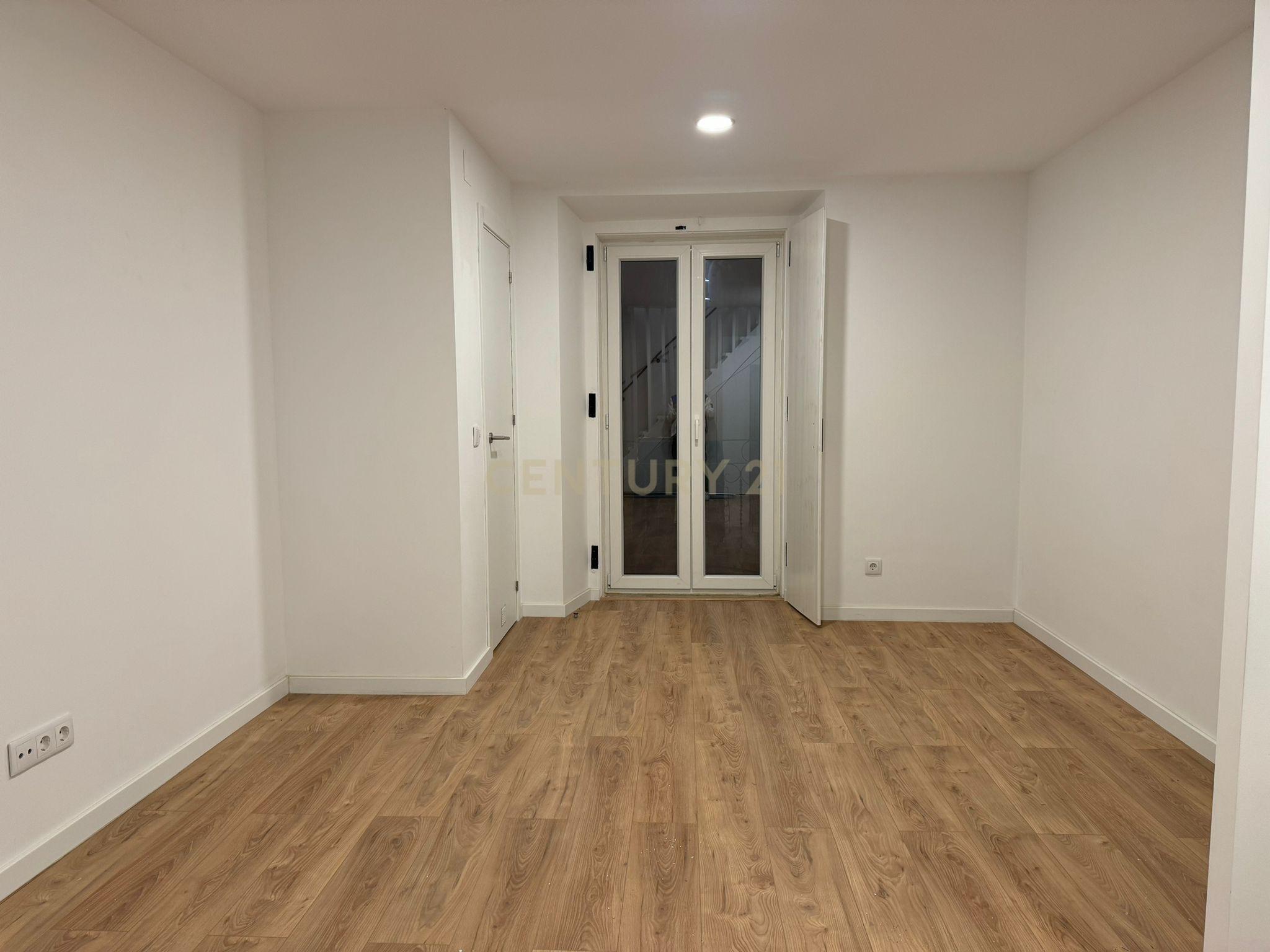 Edifício Remodelado no Coração de Setúbal – Oportunidade Única! - Image 12