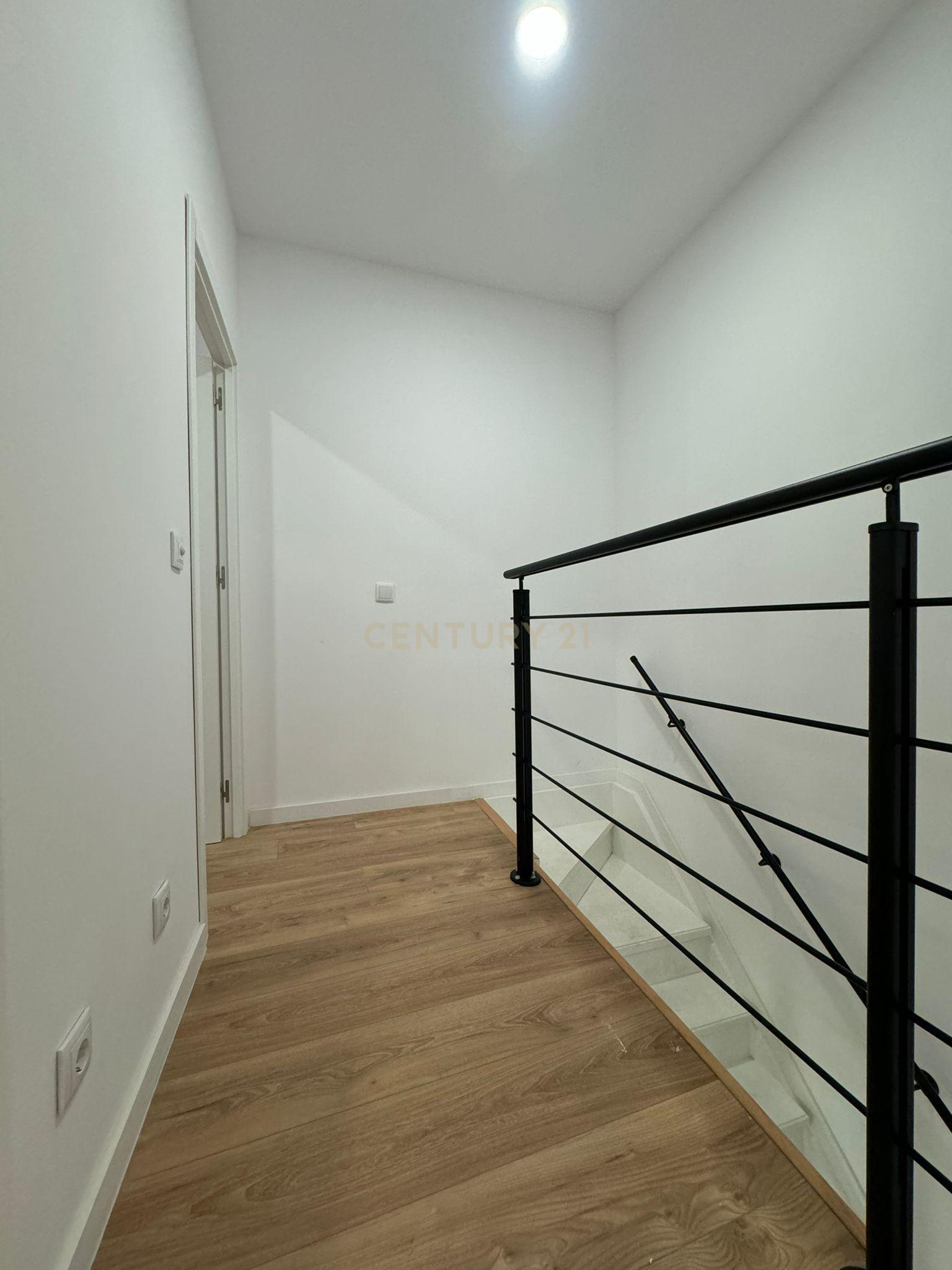 Edifício Remodelado no Coração de Setúbal – Oportunidade Única! - Image 9