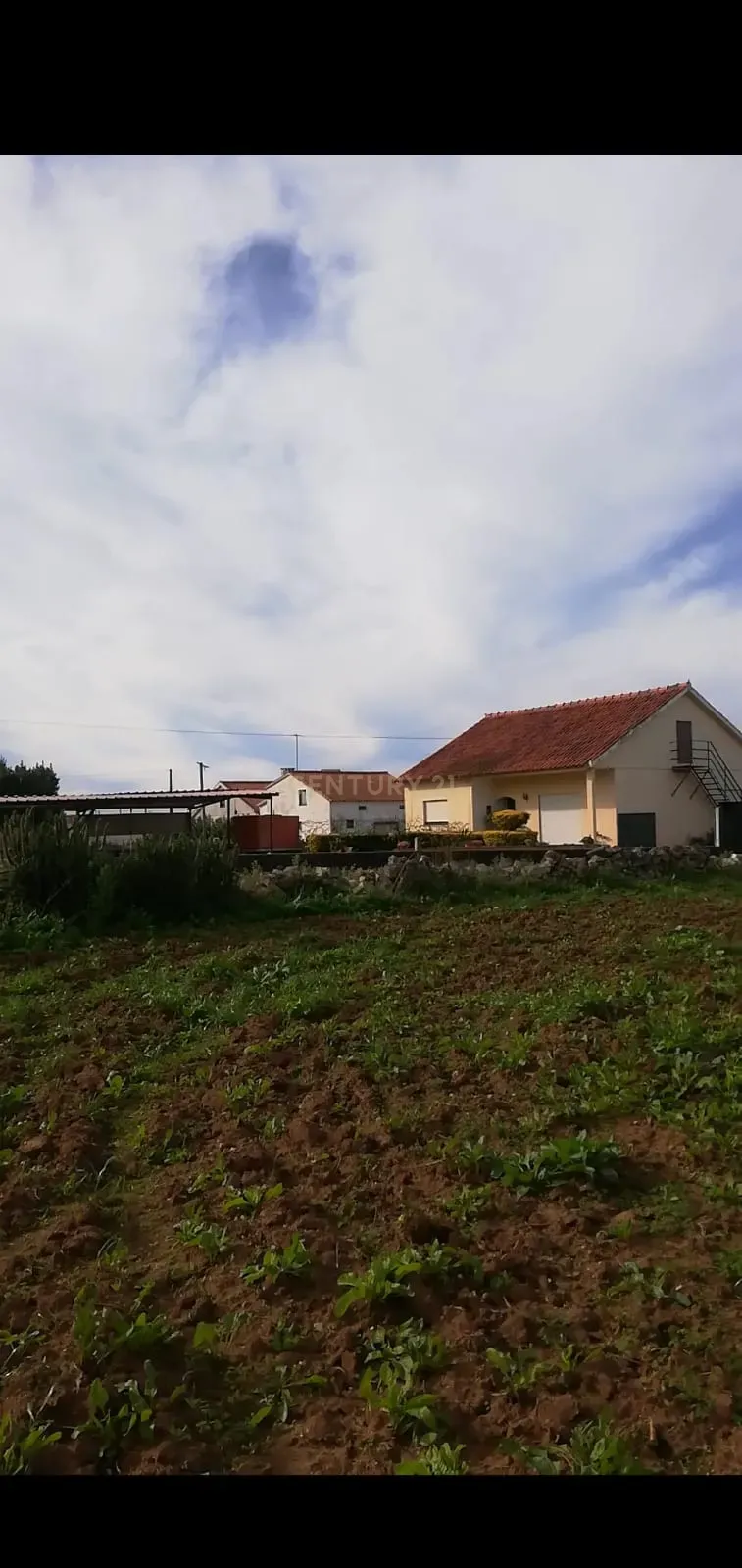 Terreno Urbano em Casais de Santa Teresa - Image 1