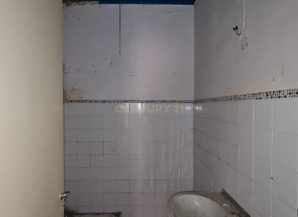Prédio no centro histórico de Samora Correia - Image 43