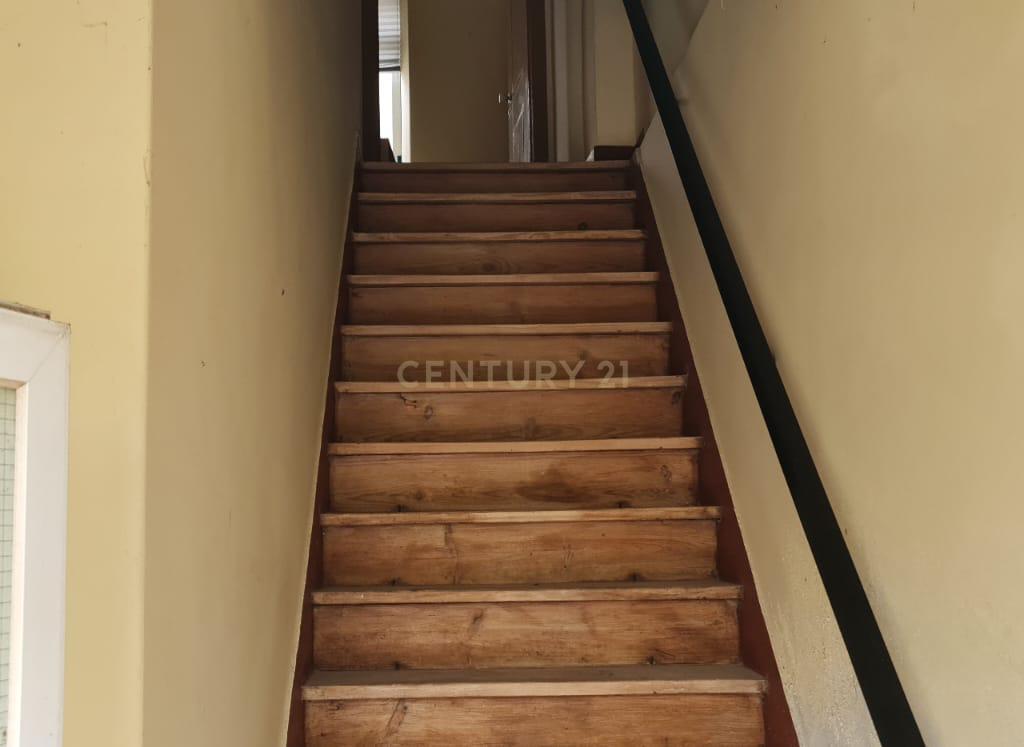 Prédio no centro histórico de Samora Correia - Image 2