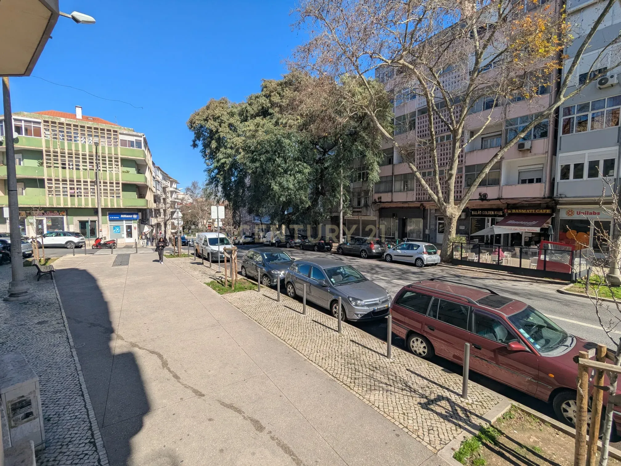 Apartamento T2 com logradouro na Penha de França - Image 18