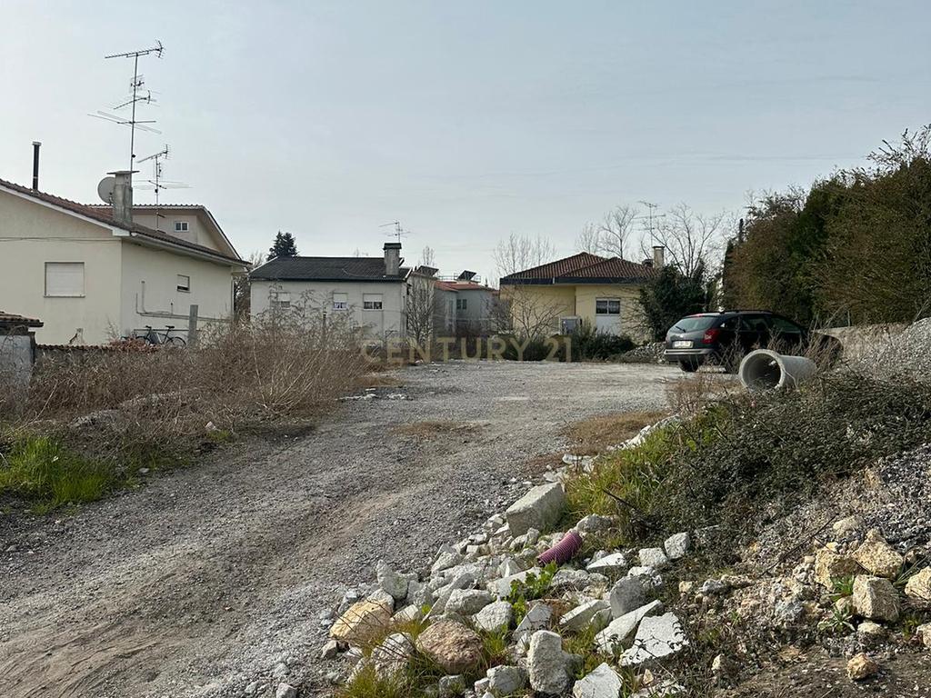 Terreno Urbano para construção - Image 3