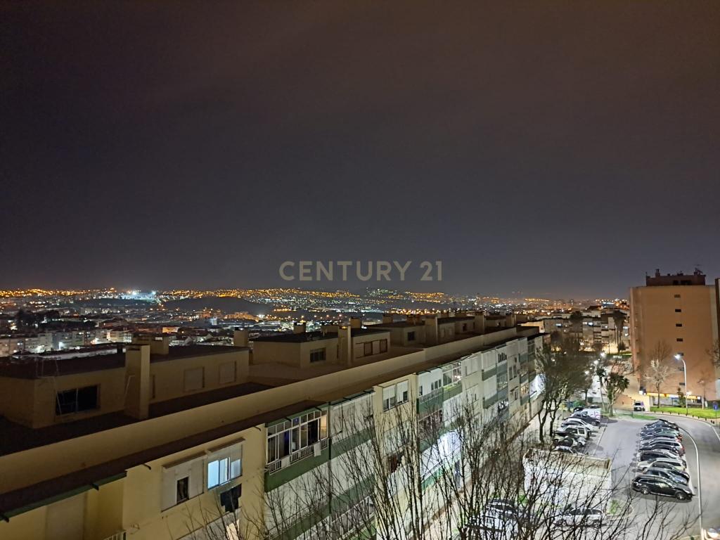 Oportunidade Unica - Apartamento T3 c/ garagem | Damaia de Cima - Image 41