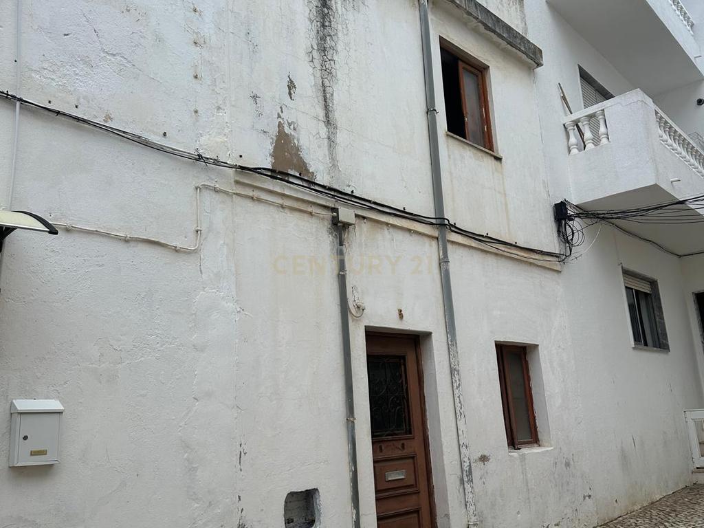 Moradia no coração da Baixa de Albufeira - Image 2