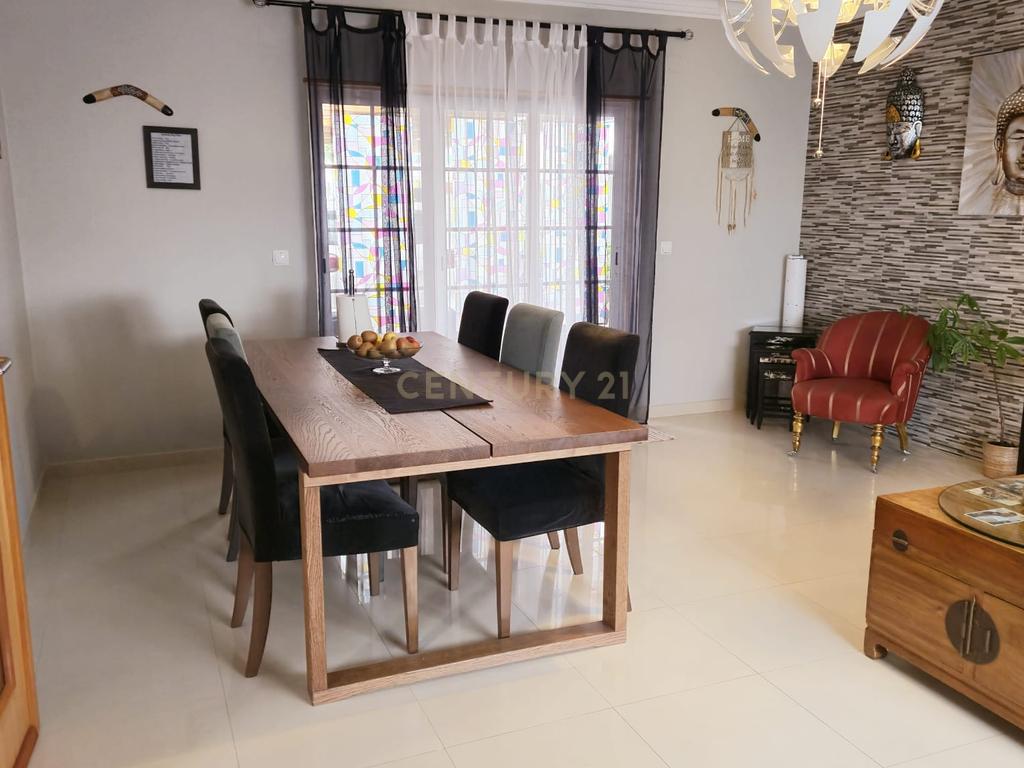 Moradia T5 de Luxo em Mafra - Image 18