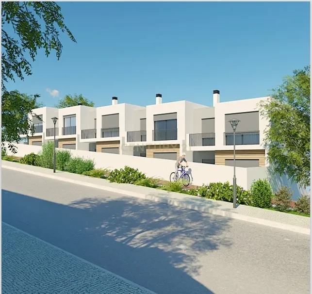 Moradia T3 em Armação de Pera - Image 1