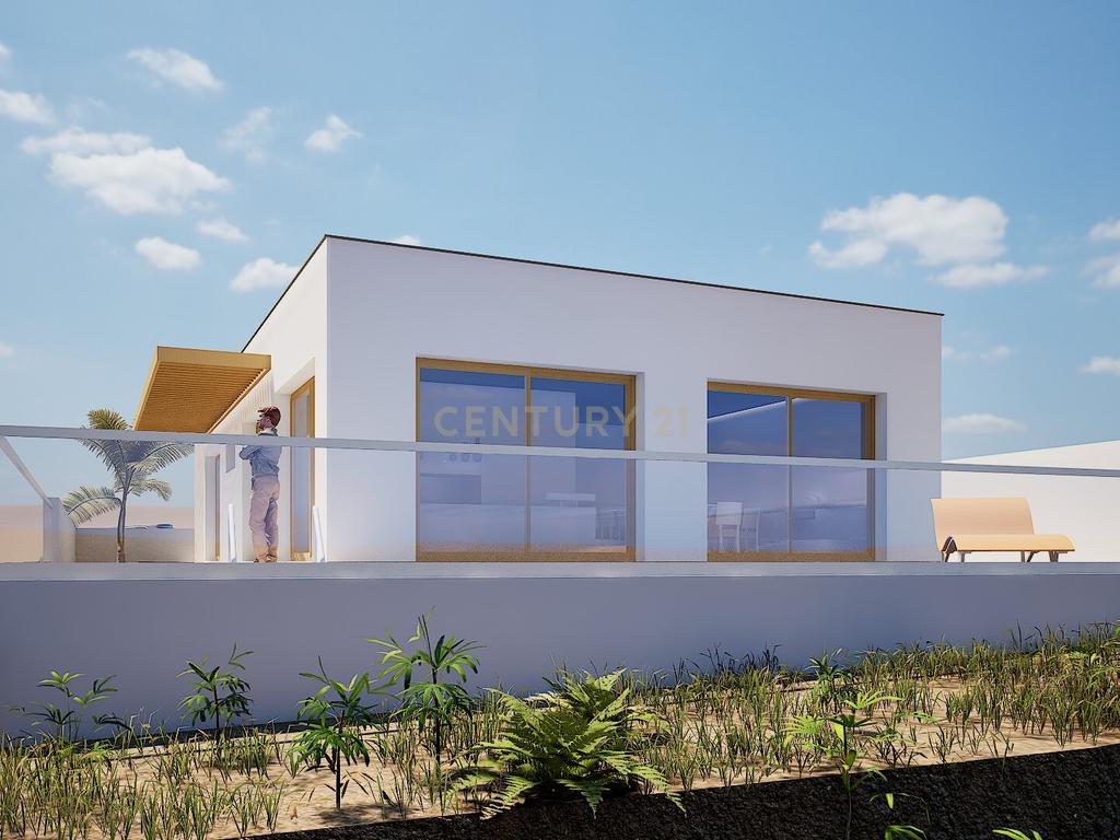 Moradia em fase de construção no Porto Santo - Image 4