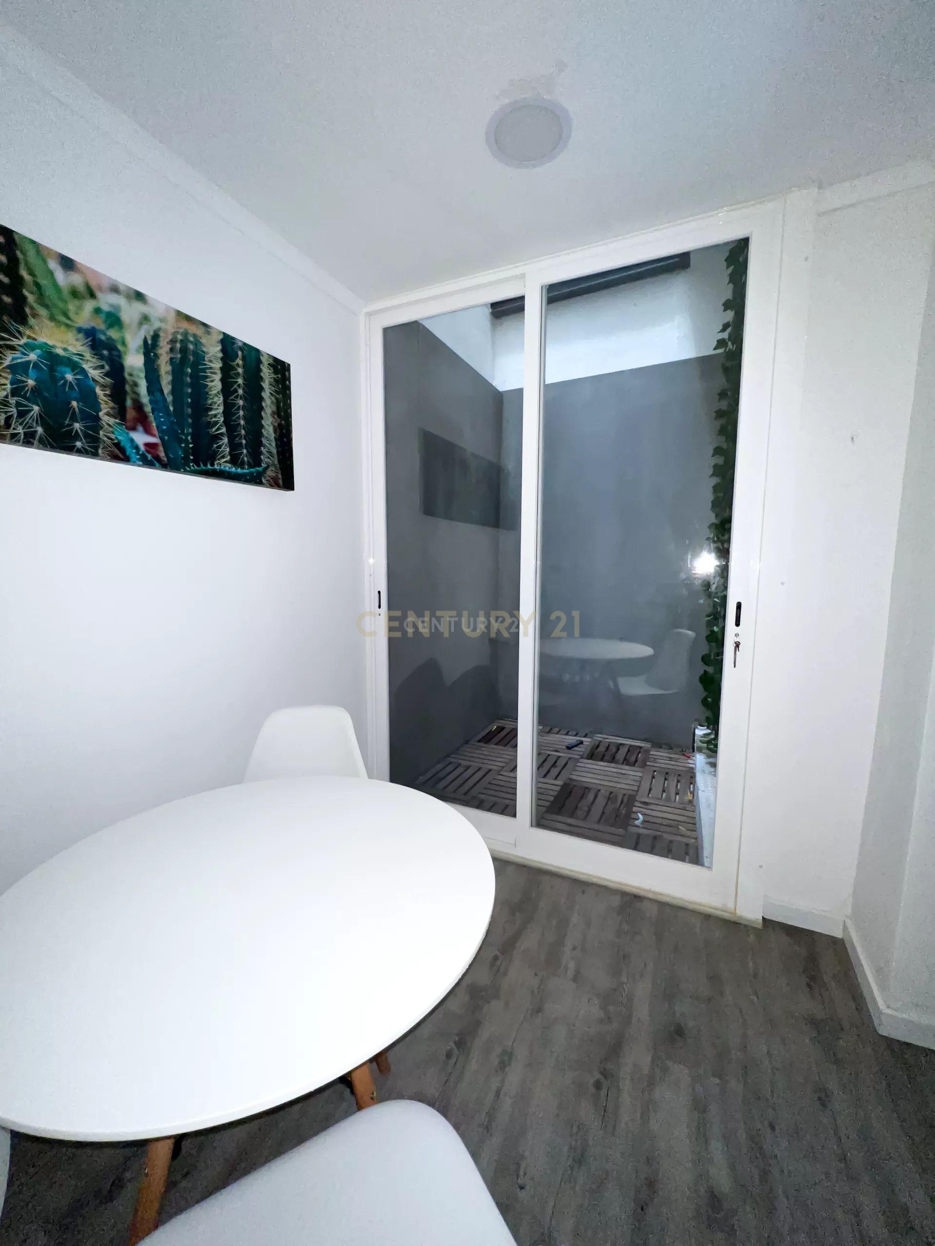 Apartamento T2 remodelado Lisboa - Image 14