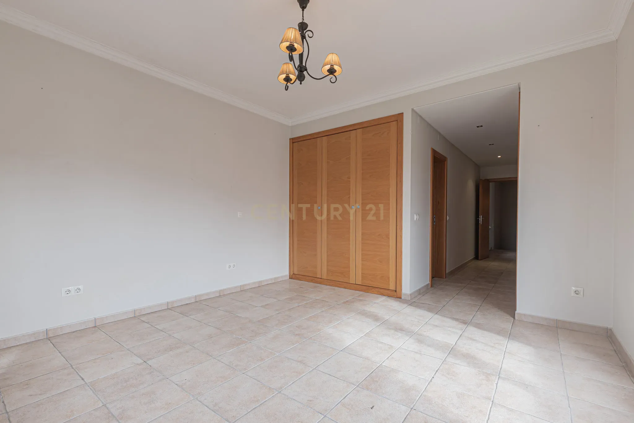 Oportunidade Única: Moradia T4 Tradicional no Milharado, a 20 Minutos de Lisboa - Image 31
