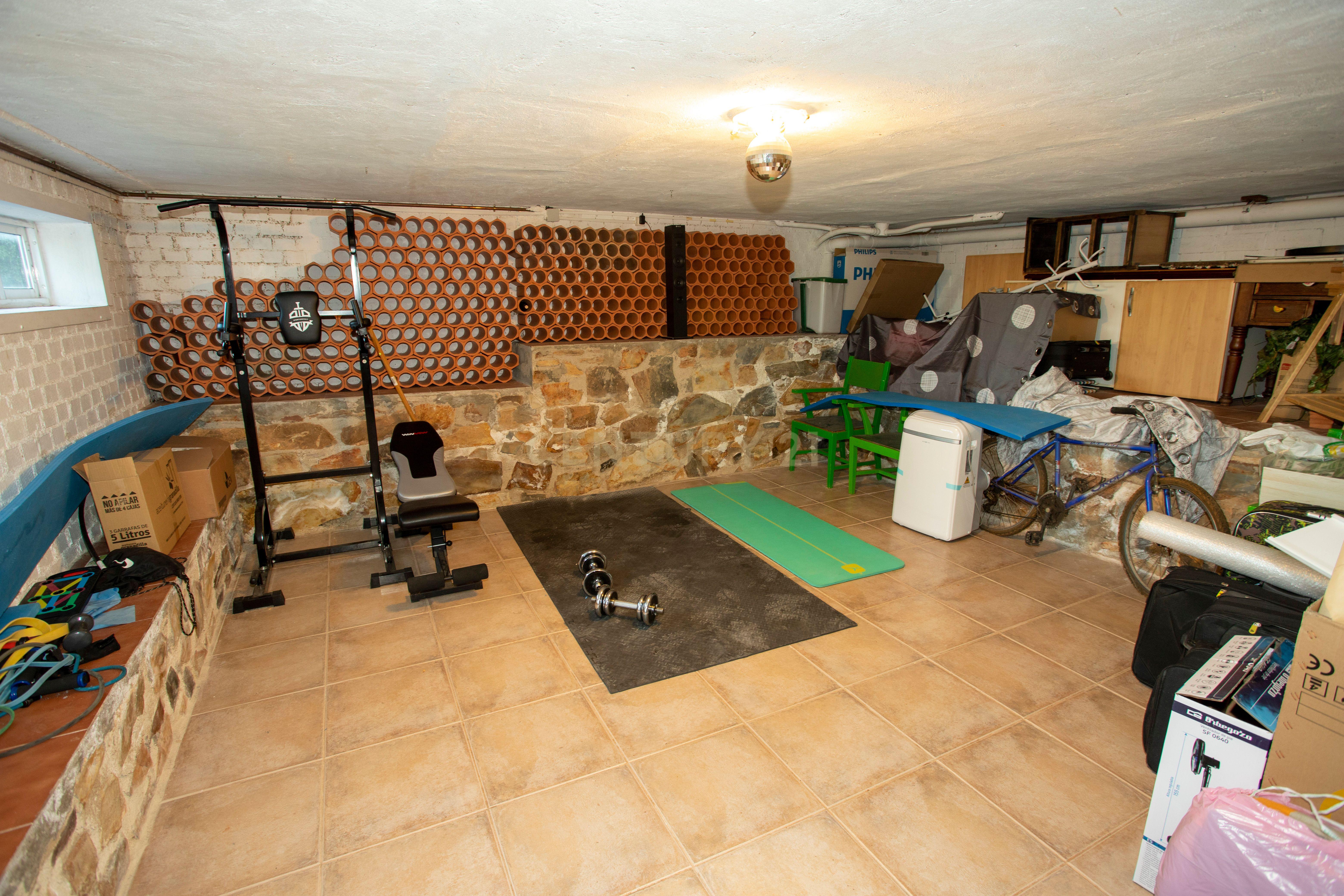 undefined - Image 35