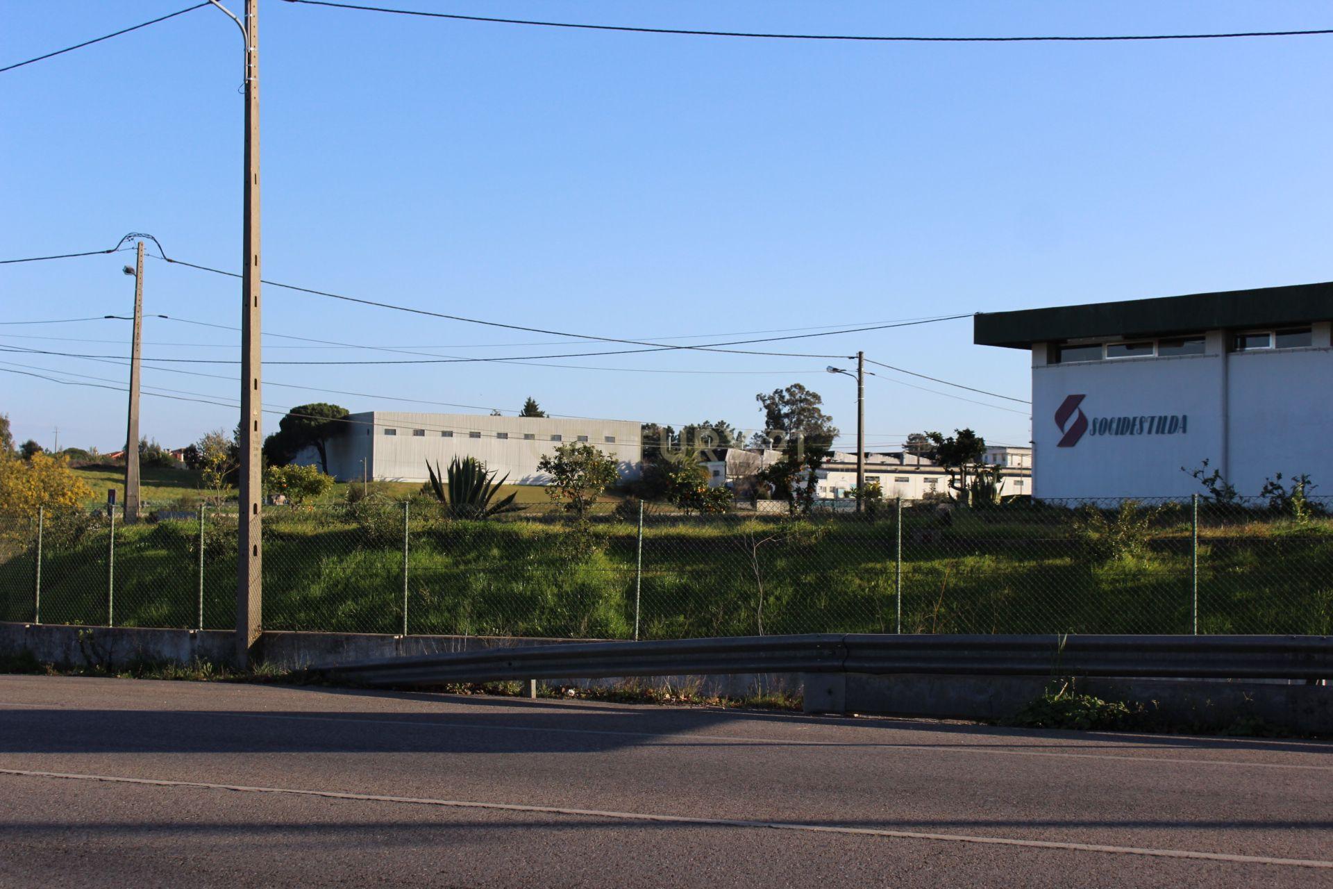 SEIXAL - CASAL do MARCO - Loja / Armazém em Retail Park  - Adequado para VISA GOLD  - Para venda com ou sem rendimento - Image 16