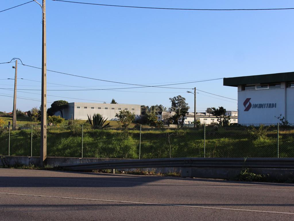 SEIXAL - CASAL do MARCO - Loja / Armazém em Retail Park  - Adequado para VISA GOLD  - Para venda com ou sem rendimento - Image 16