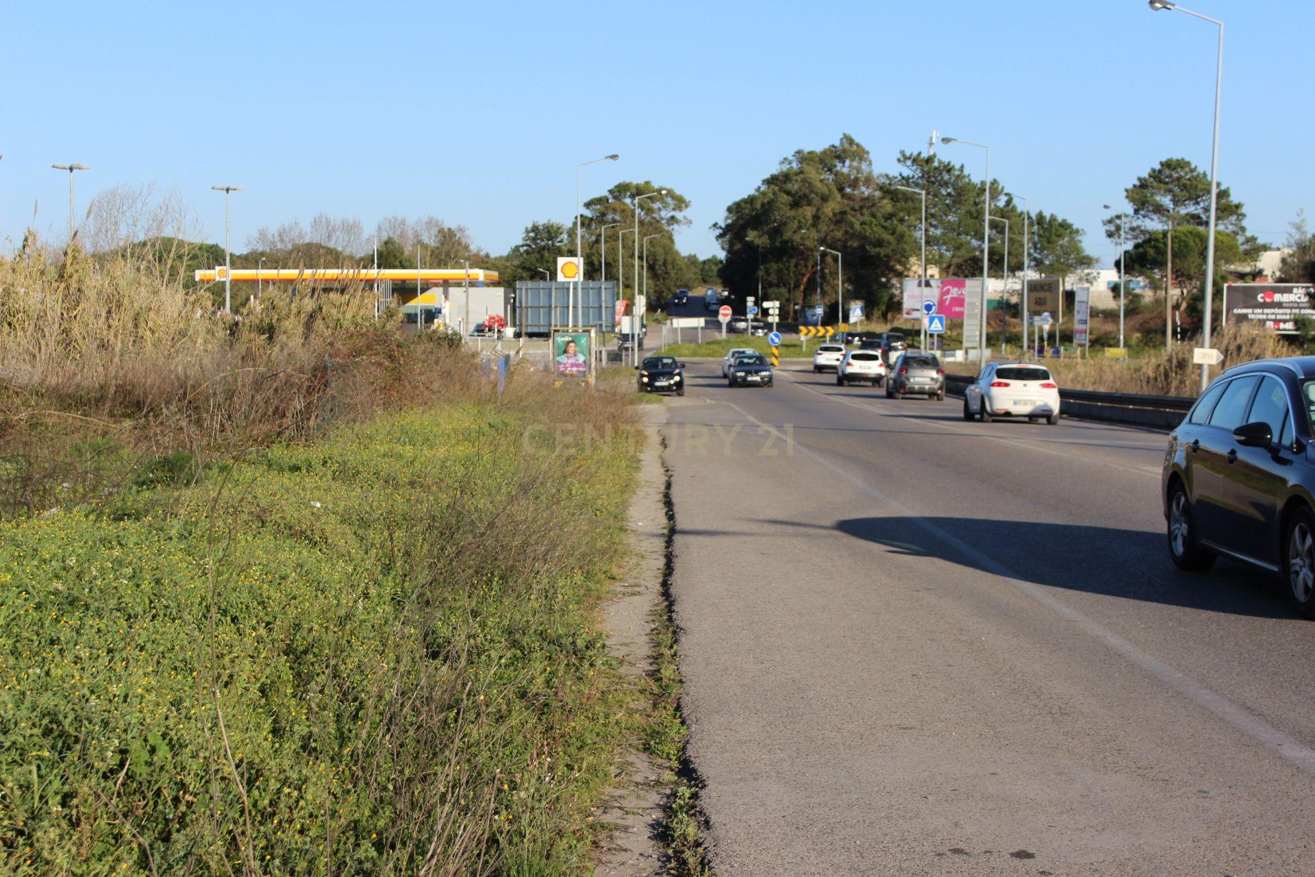 SEIXAL - CASAL do MARCO - Loja / Armazém em Retail Park  - Adequado para VISA GOLD  - Para venda com ou sem rendimento - Image 4