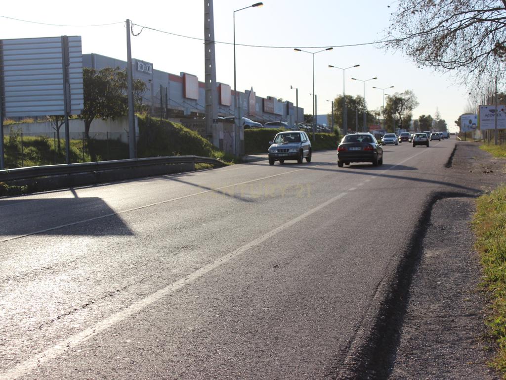 SEIXAL - CASAL do MARCO - Loja / Armazém em Retail Park  - Adequado para VISA GOLD  - Para venda com ou sem rendimento - Image 15
