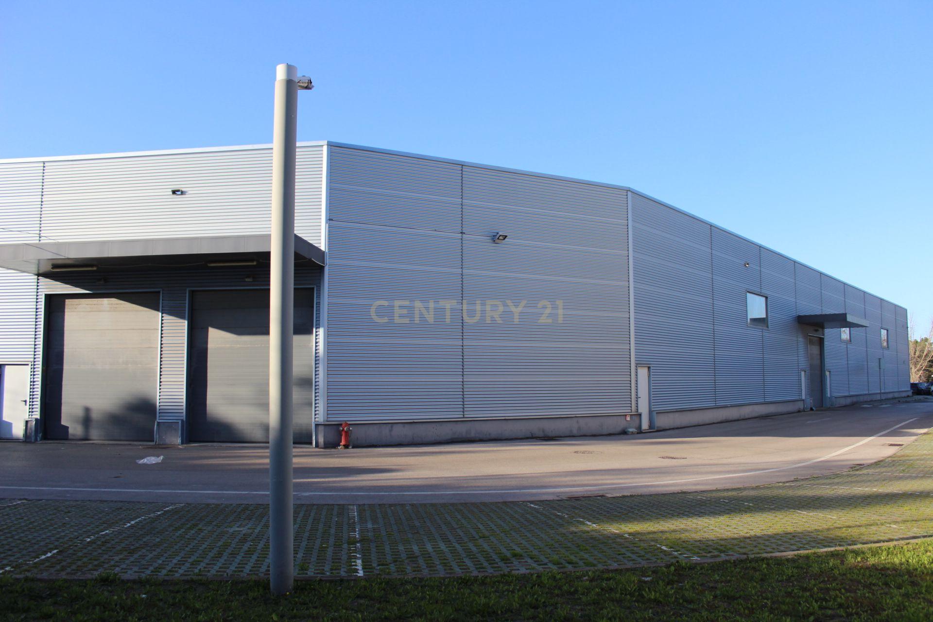 SEIXAL - CASAL do MARCO - Loja / Armazém em Retail Park  - Adequado para VISA GOLD  - Para venda com ou sem rendimento - Image 10