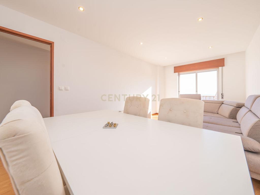 Apartamento T3 com Varanda e vista Panorâmica para o Rio Sado - Image 23