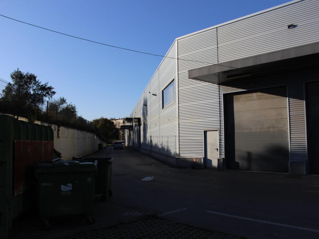 SEIXAL - CASAL do MARCO - Loja / Armazém em Retail Park  - Adequado para VISA GOLD  - Para venda com ou sem rendimento - Image 11